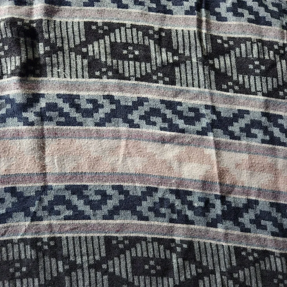 VTG Southwestern Boho Serape‎ Shawl XL Unisex Scarf Poncho Grey Geometric Wrap
